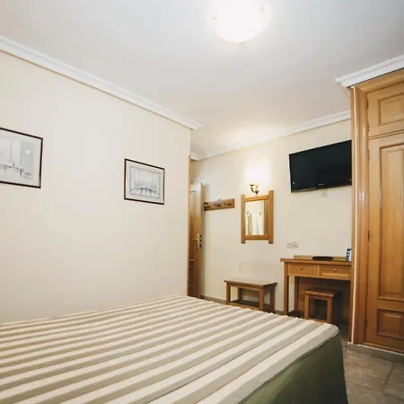 Guest house Gavilanes 2