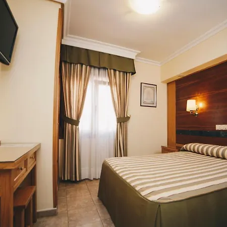 Gavilanes 2 Guest house Toledo