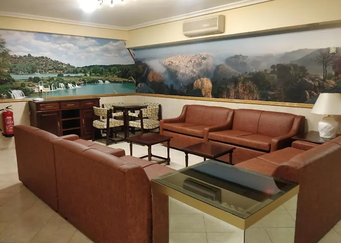 Πανσιόν Gavilanes 2 2*