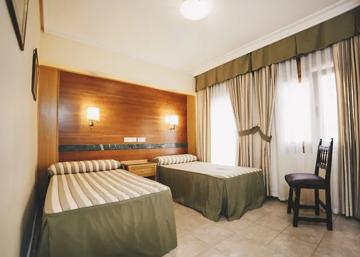 Gavilanes 2 Πανσιόν